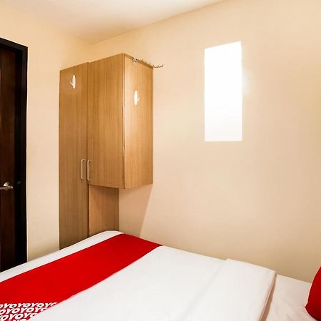 Oyo 199 Solange Apartelle Davao City Exteriör bild