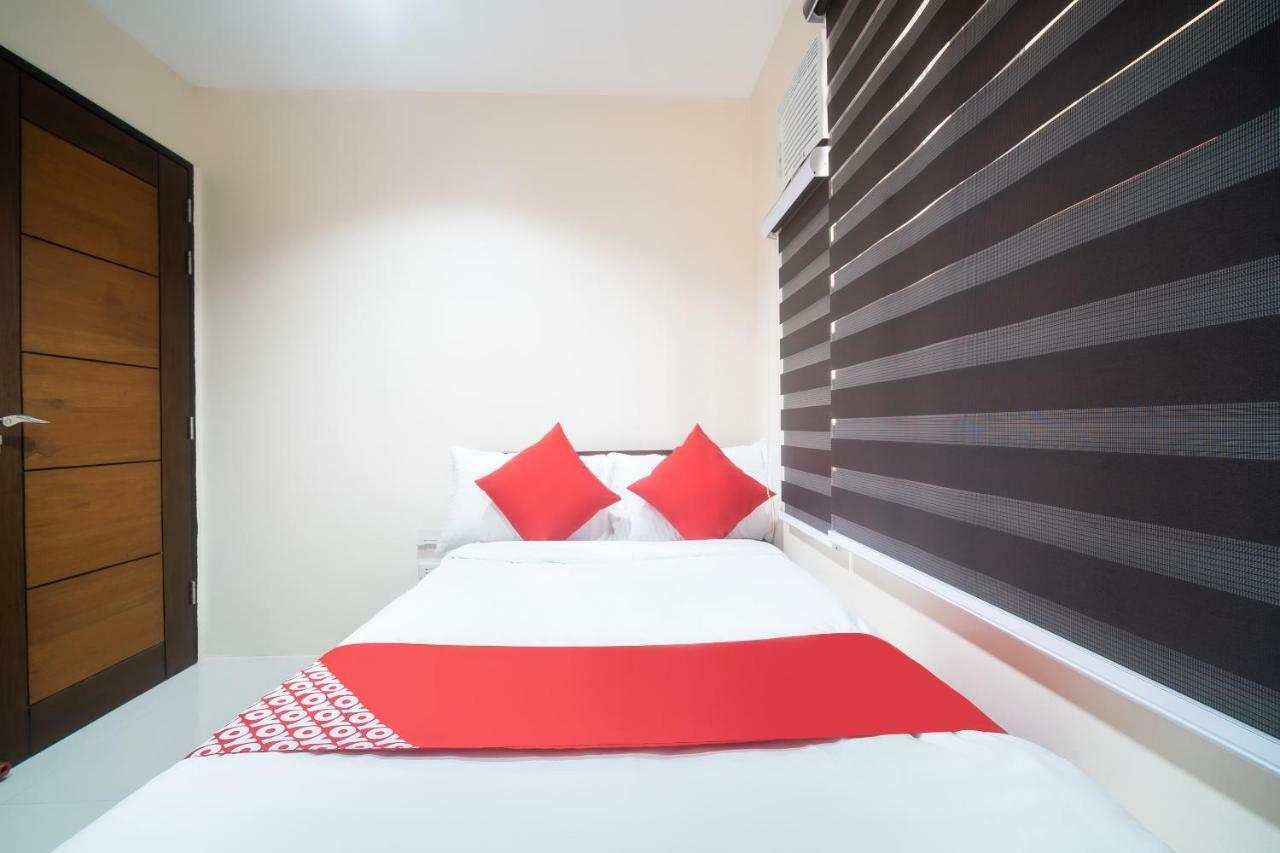 Oyo 199 Solange Apartelle Davao City Exteriör bild