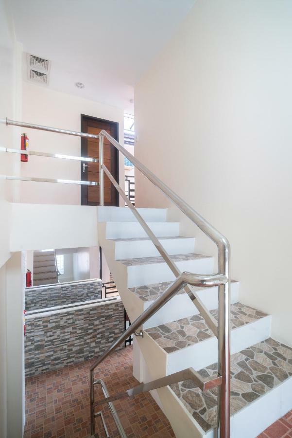 Oyo 199 Solange Apartelle Davao City Exteriör bild