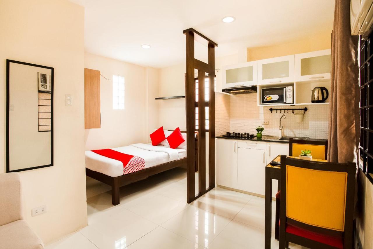Oyo 199 Solange Apartelle Davao City Exteriör bild